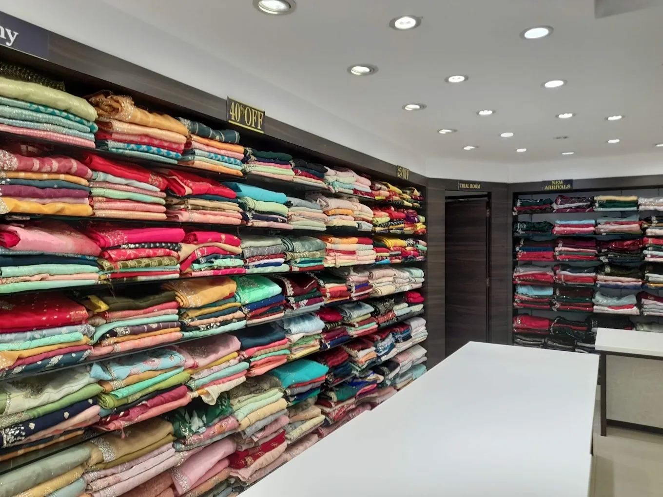 Kay The Fashion Bay