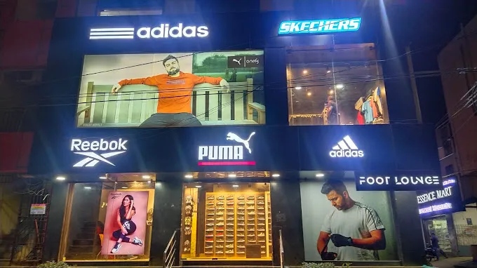 Footlounge adidas Puma Reebok