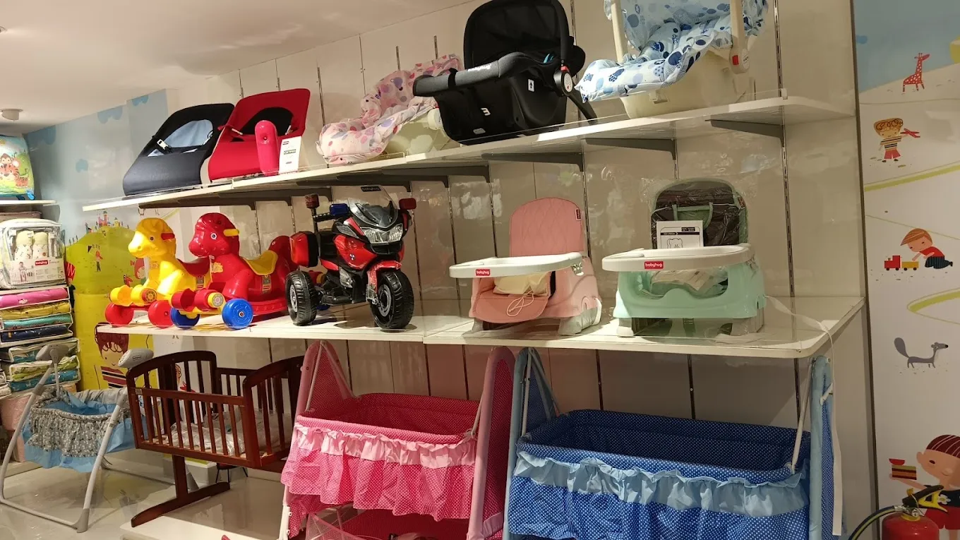 Babyhug Store - Thiruvottiyur High Road
