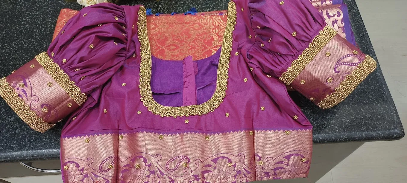 J J FASHIONS & TAILORING