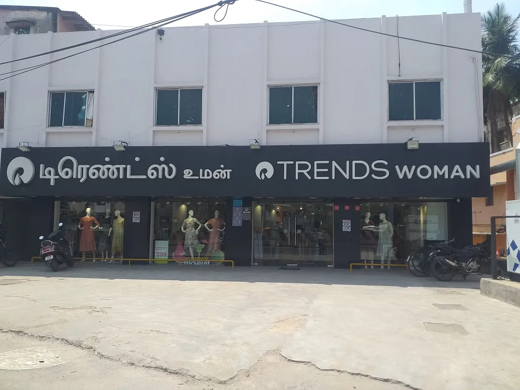 TRENDS WOMAN
