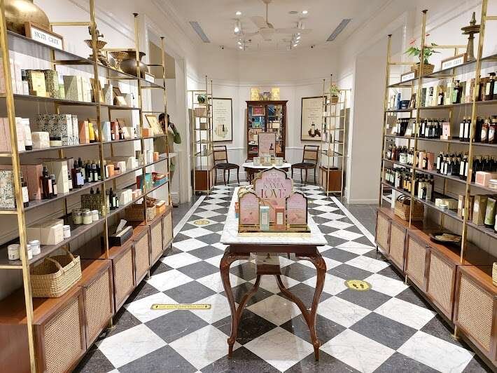Kama Ayurveda