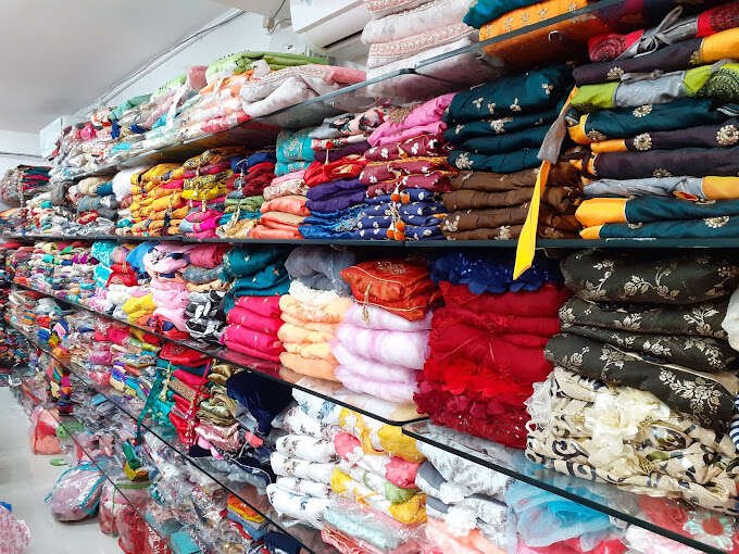 Apaara Collections