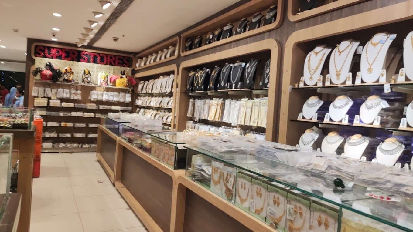 Super Saravana Stores