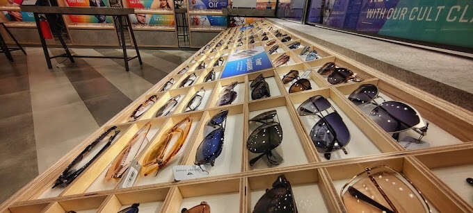Lenskart.com Flagship Store at Tambaram Kakkan Road