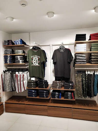 Van Heusen Innerwear and Athleisure