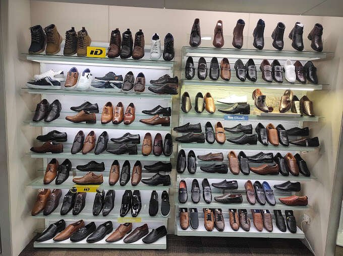 Metro Shoes