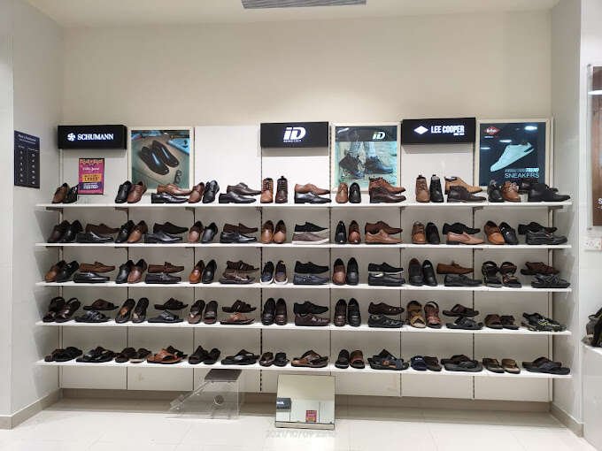 Trends Footwear