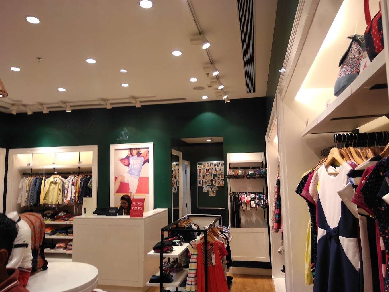 Tommy Hilfiger