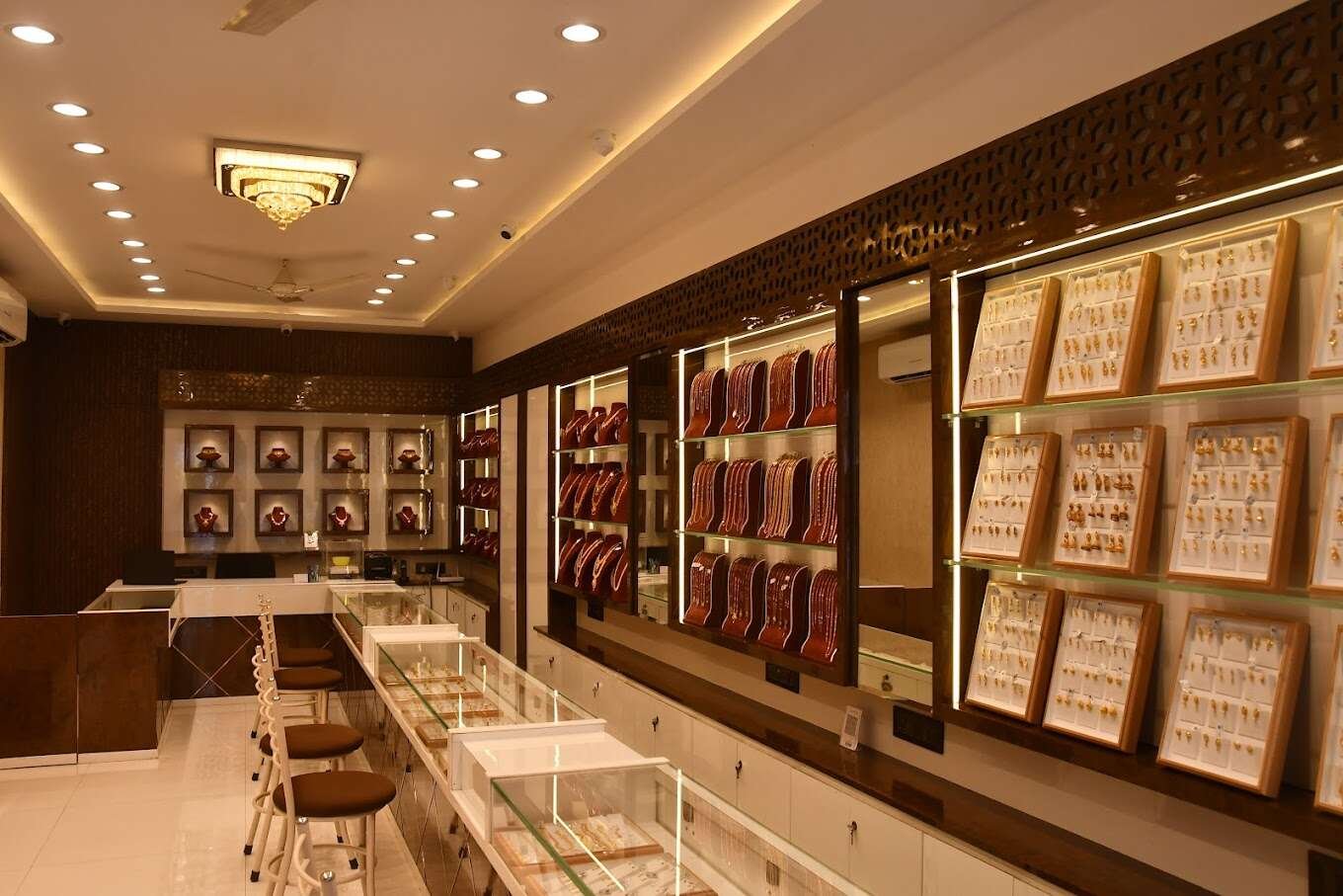 Geeta Jewel House