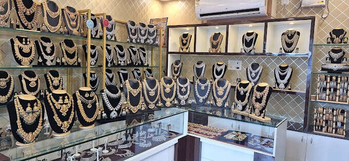 SRI SUMANGALI JEWELLERY & PAWN BROKING