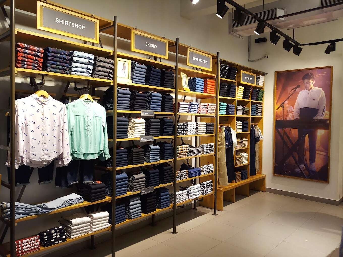 Levi's Exclusive Store