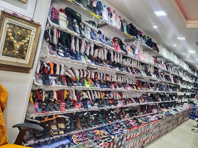 Mohan shoe