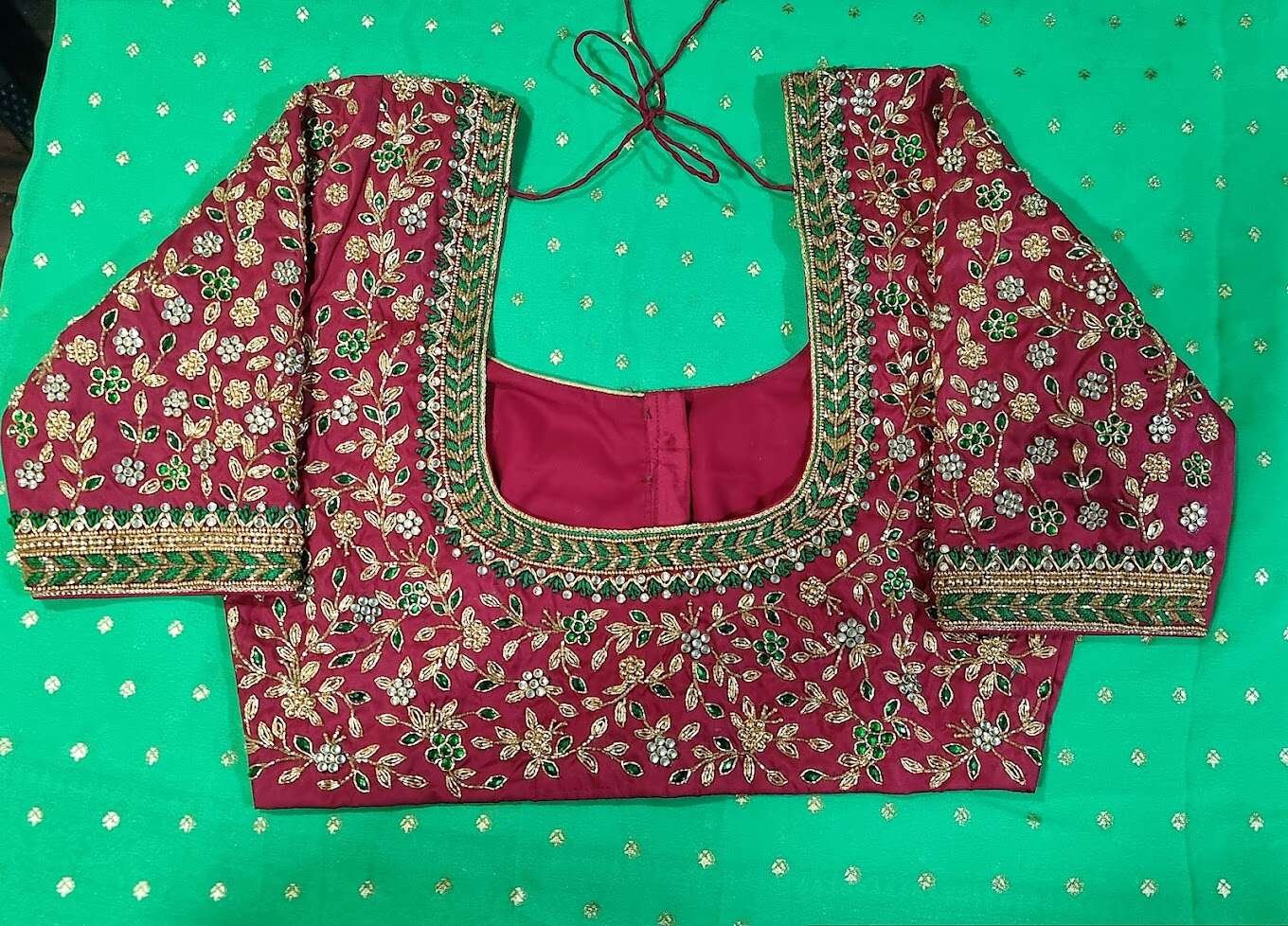 Vinayak Fashion Boutique 