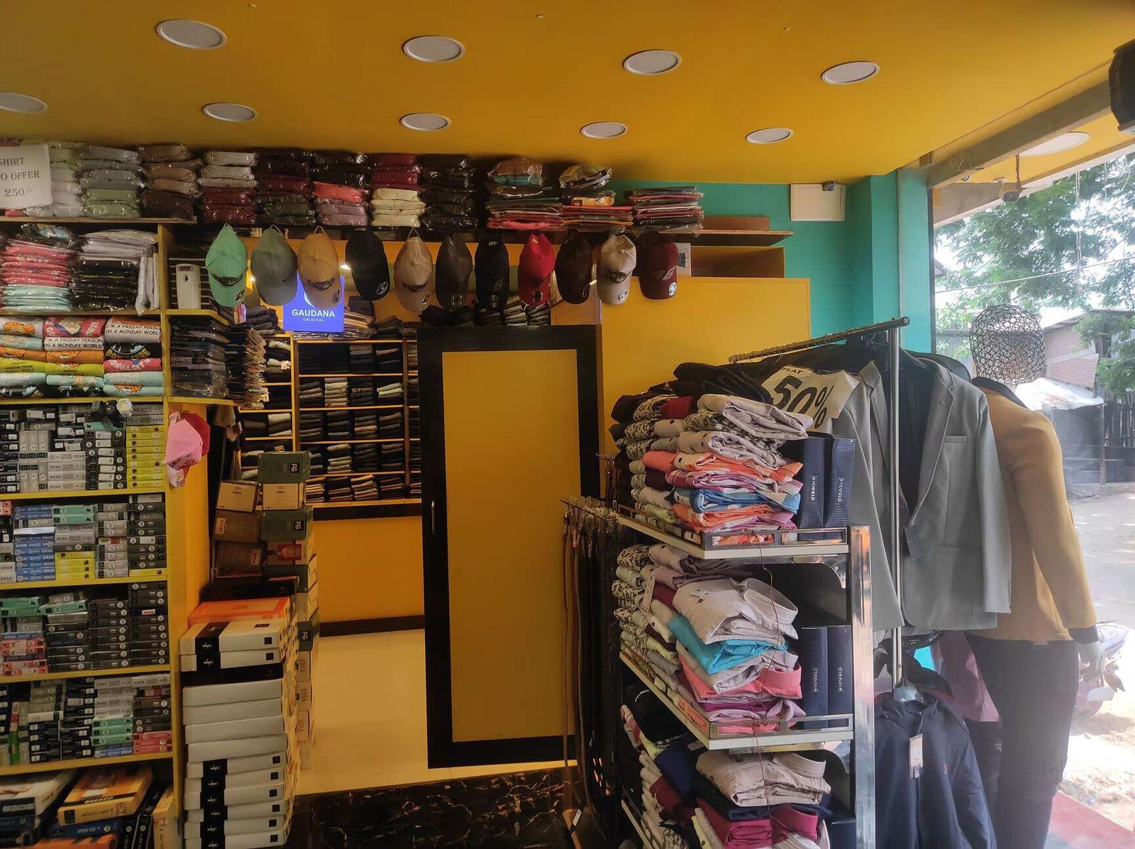 Y NOT Men's Wear