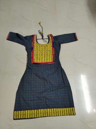 Murugeshwari Silk Center