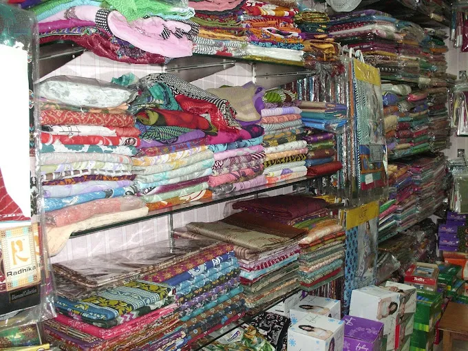 Rayagiris Textiles & Tailors