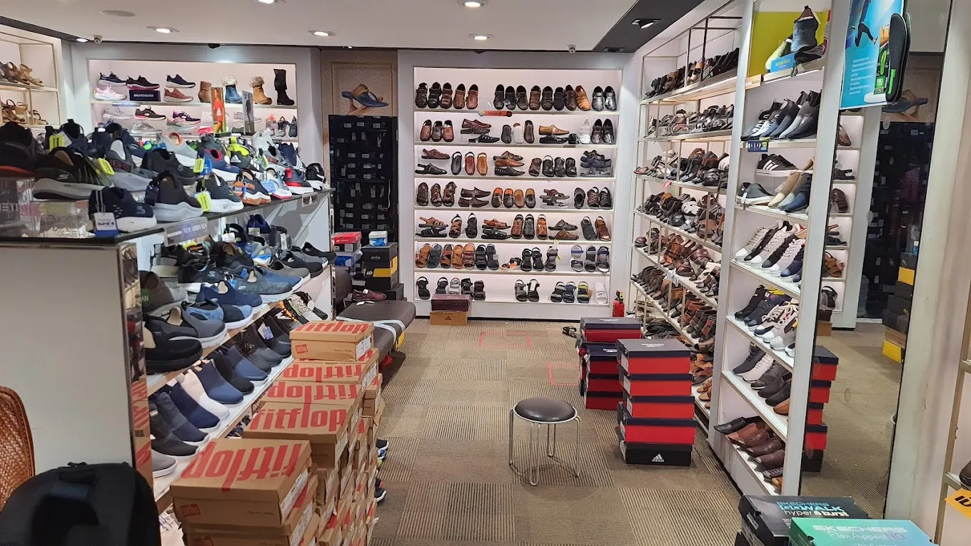 Metro Shoes