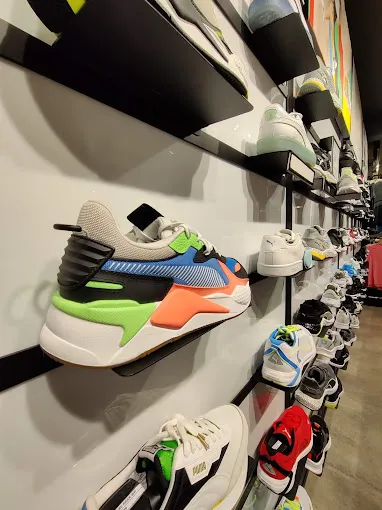 PUMA Store