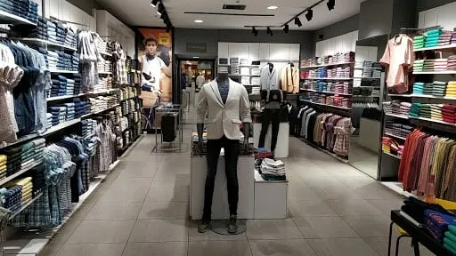 The Raymond shop