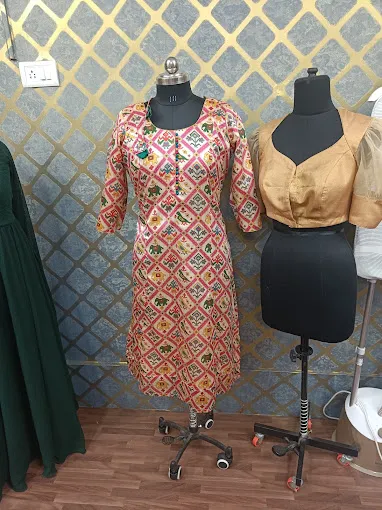 SAAYAS BOUTIQUE