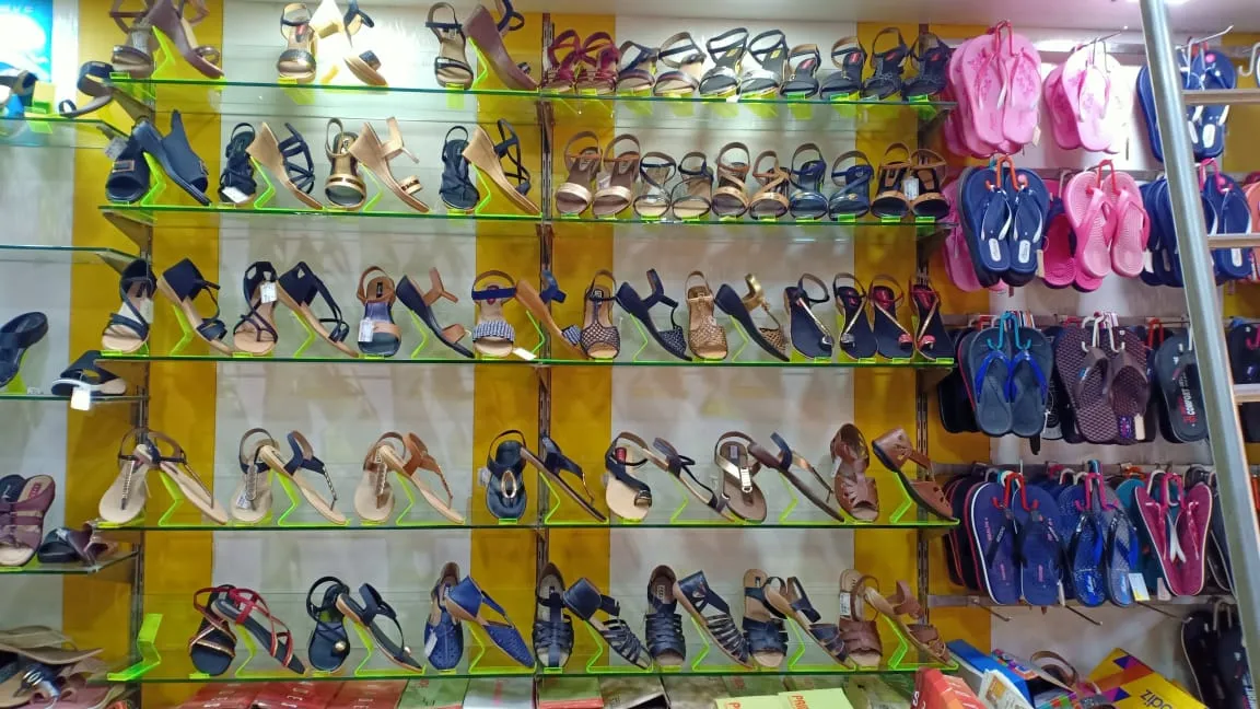 SS Shoe mart