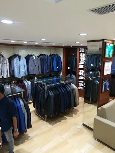 The Raymond shop