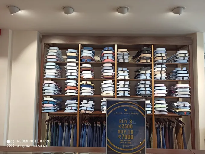 Louis Philippe Factory Outlet