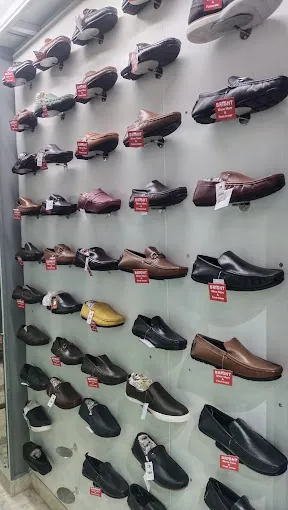 BRIGHT Leather Shoe Mart