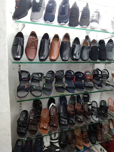 METRO SHOEES