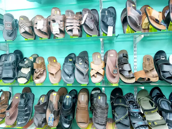 DU FOOT The Leather Store