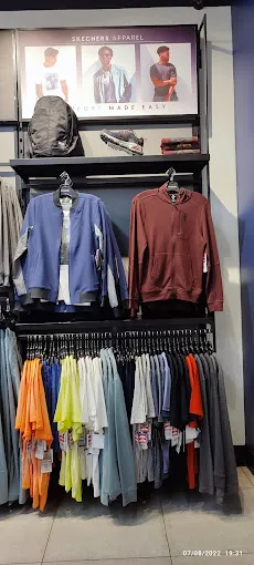 Skechers Factory Outlet - OMR