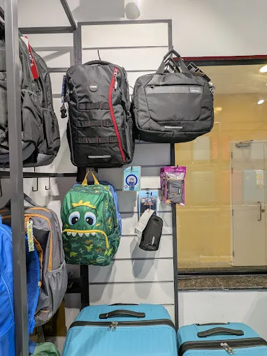 The American tourister Vivira mall