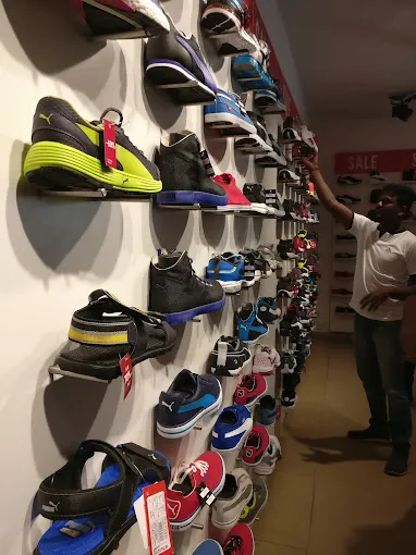 PUMA Store