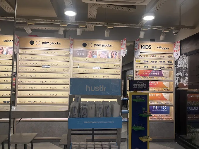 Lenskart.com at Besant Nagar