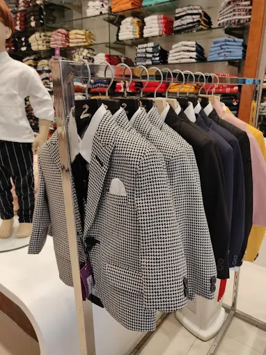 ELL Fashions