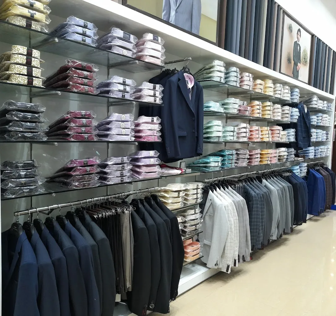 The Raymond shop