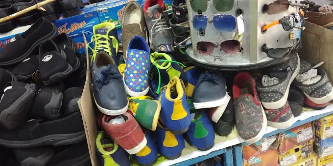 Metro Shoe Mart
