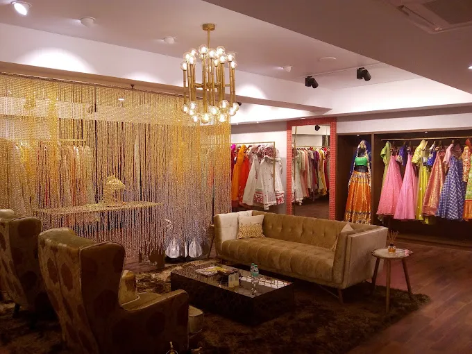 ZINGBI MULTI-DESIGNER STORE
