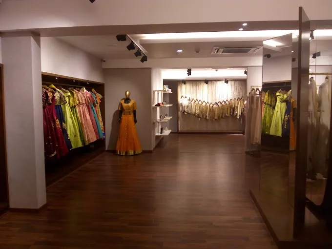 ZINGBI MULTI-DESIGNER STORE