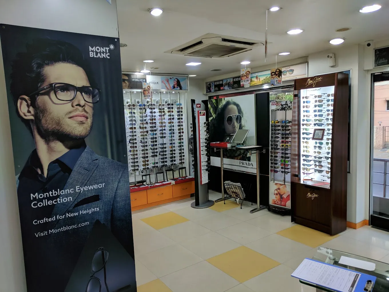Lawrence & Mayo Adyar