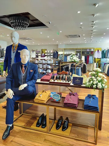 Louis Philippe showroom