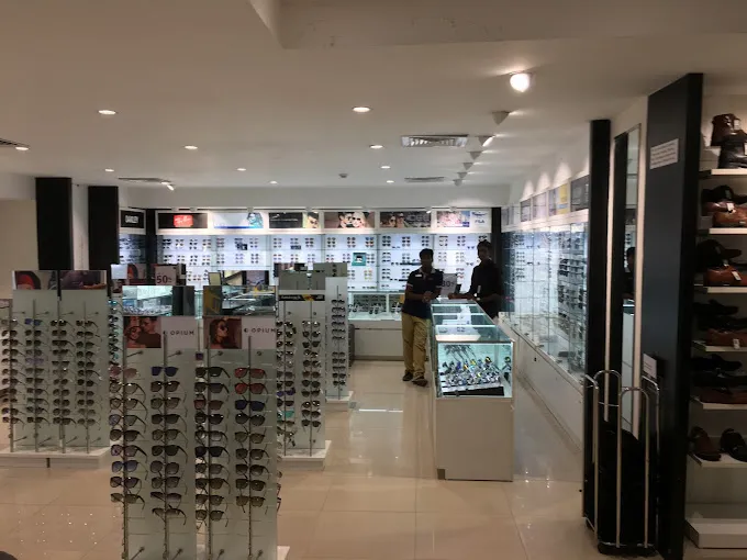 Shoppers Stop
