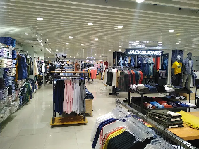 Shoppers Stop
