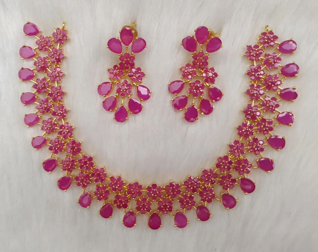 Lakshmi Narayanapearls gems& jewellers