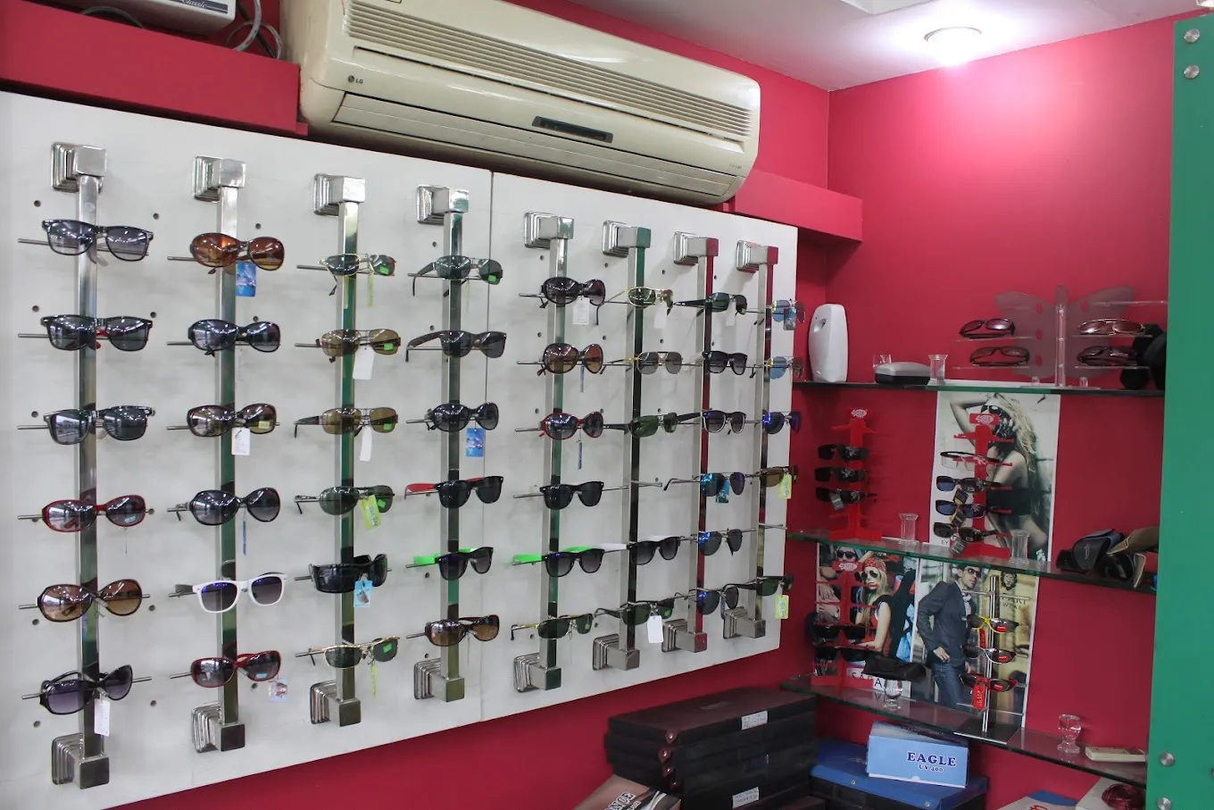 Eye Tech Opticians -Mudichur