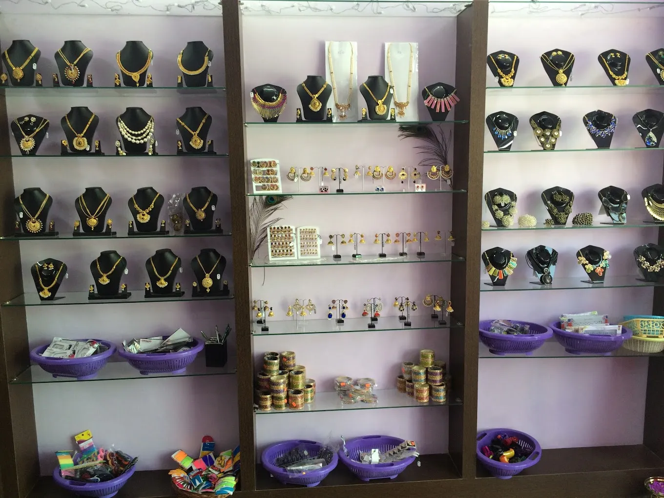 Kimayaa's Fashion Boutique