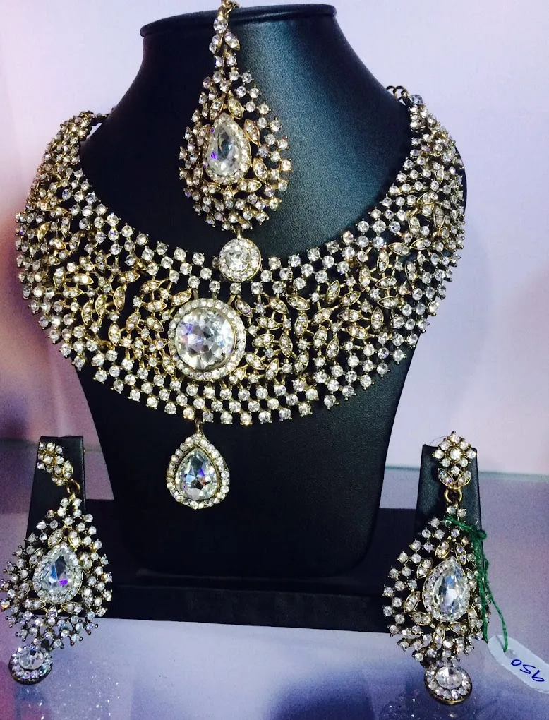 Kimayaa's Fashion Boutique