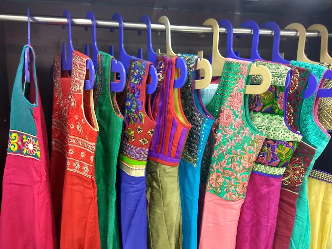 SRI KRISHNA'S Readymade & Textile Shop