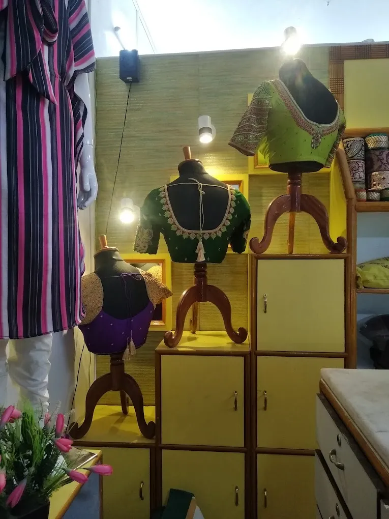 Sakhi BOUTIQUE & TAILORING